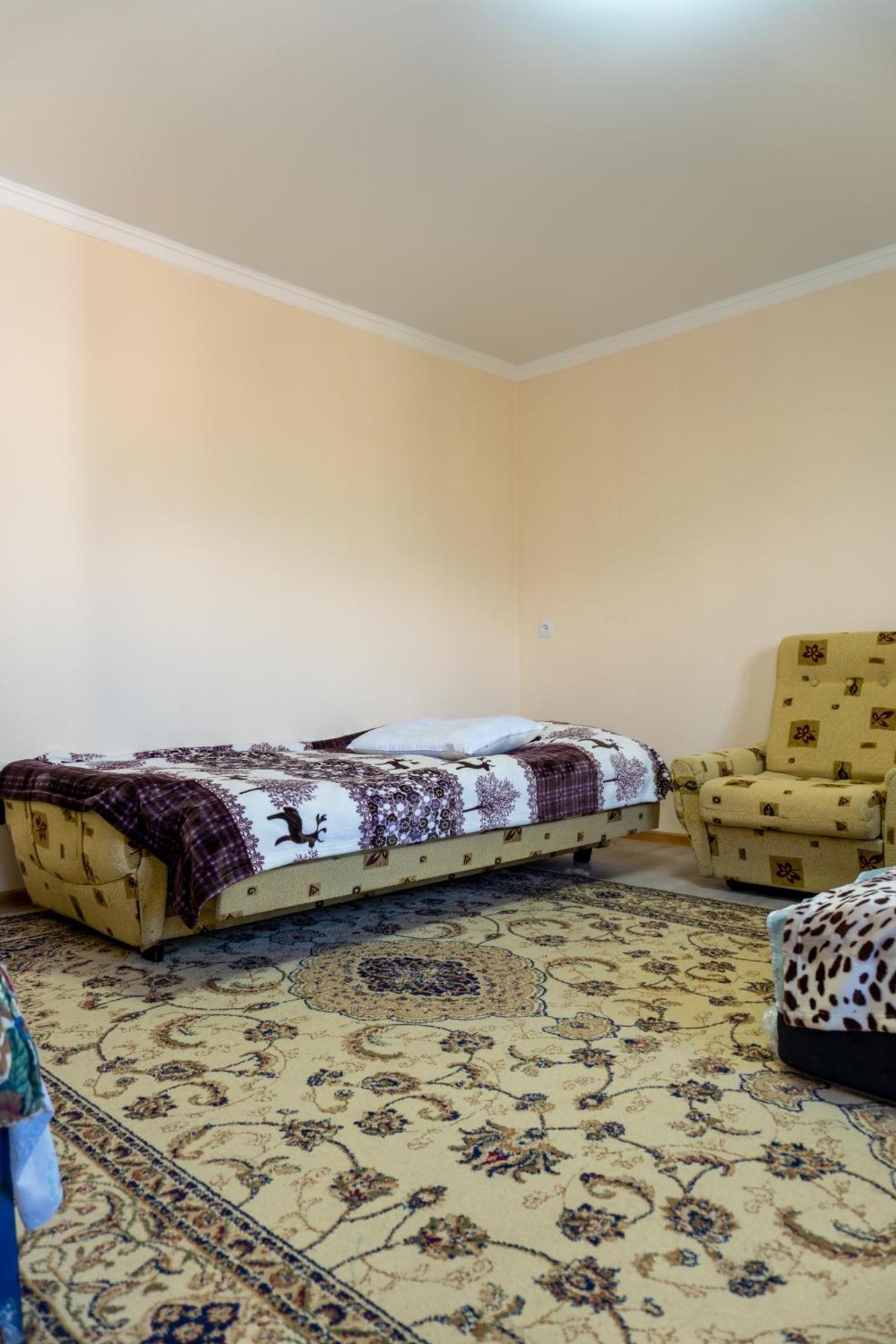 Svetlana Guest House Bokonbayevo Exterior photo