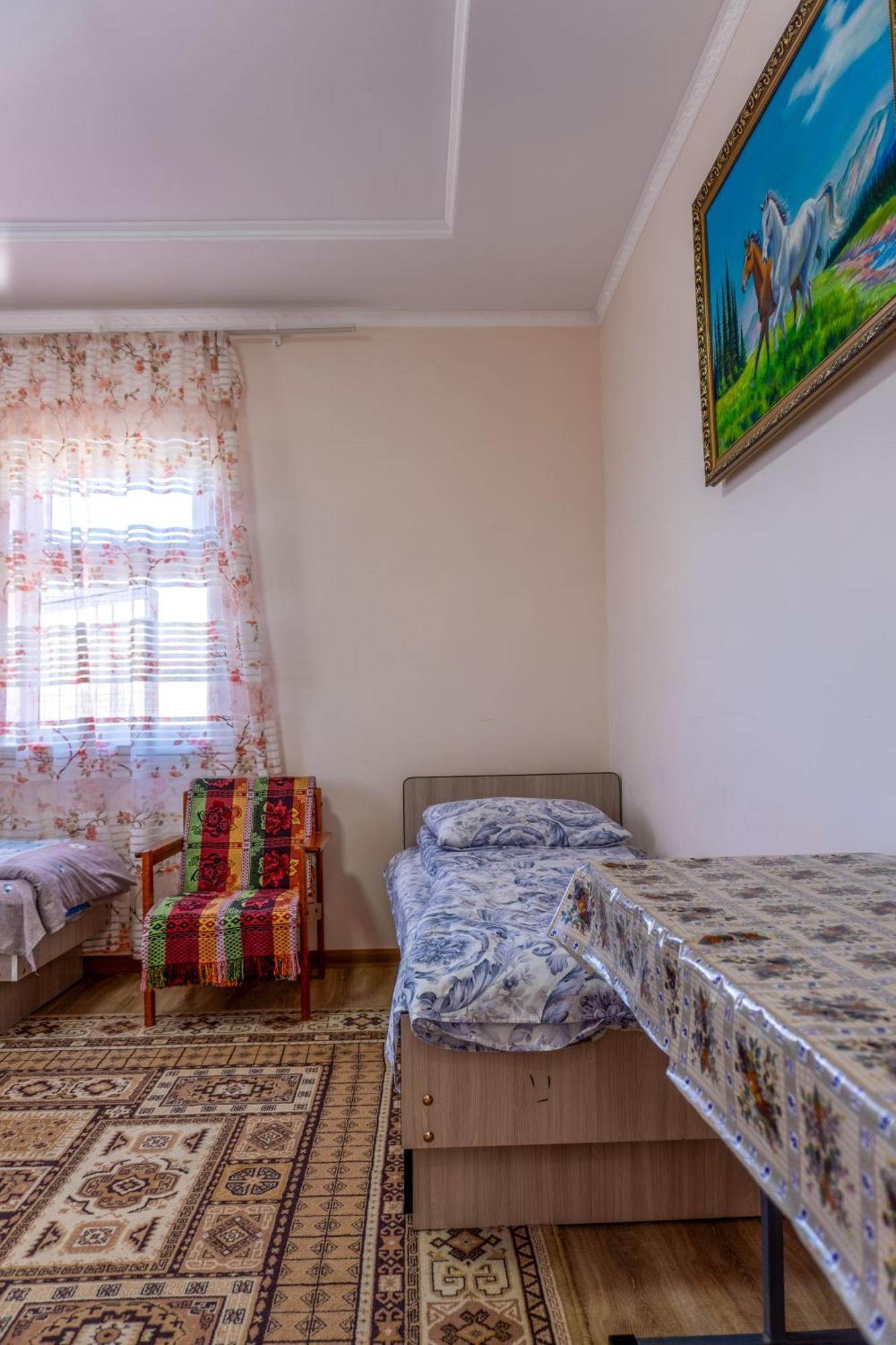 Svetlana Guest House Bokonbayevo Exterior photo